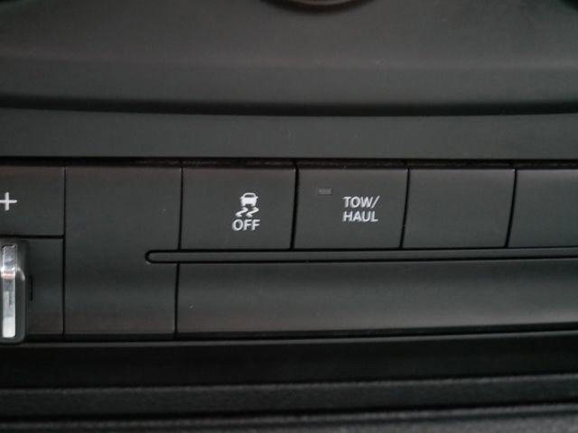 Used 2017 RAM 1500 Classic SLT AWD/4WD image 26