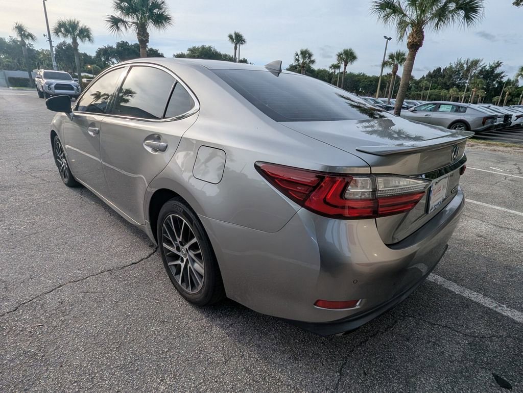 Used 2017 Lexus ES 350 FWD image 5