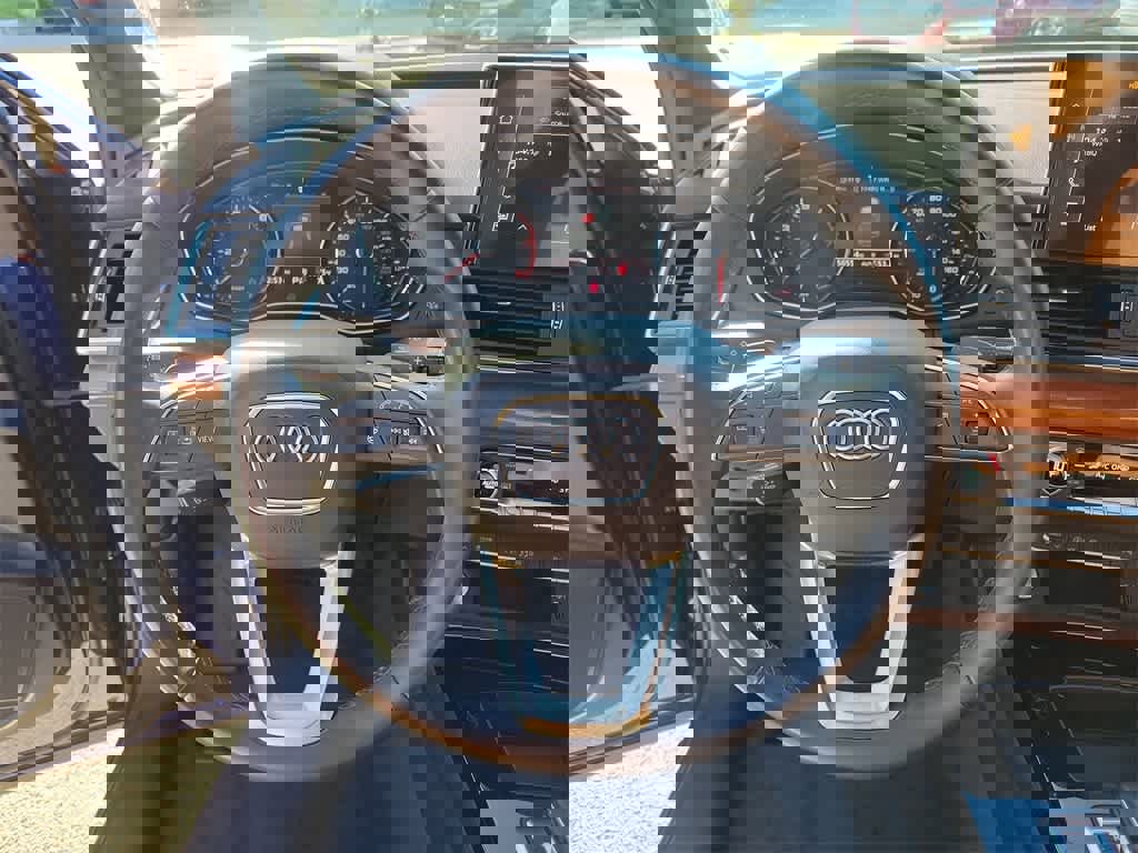 Used 2022 Audi Q5 2.0T Premium image 25