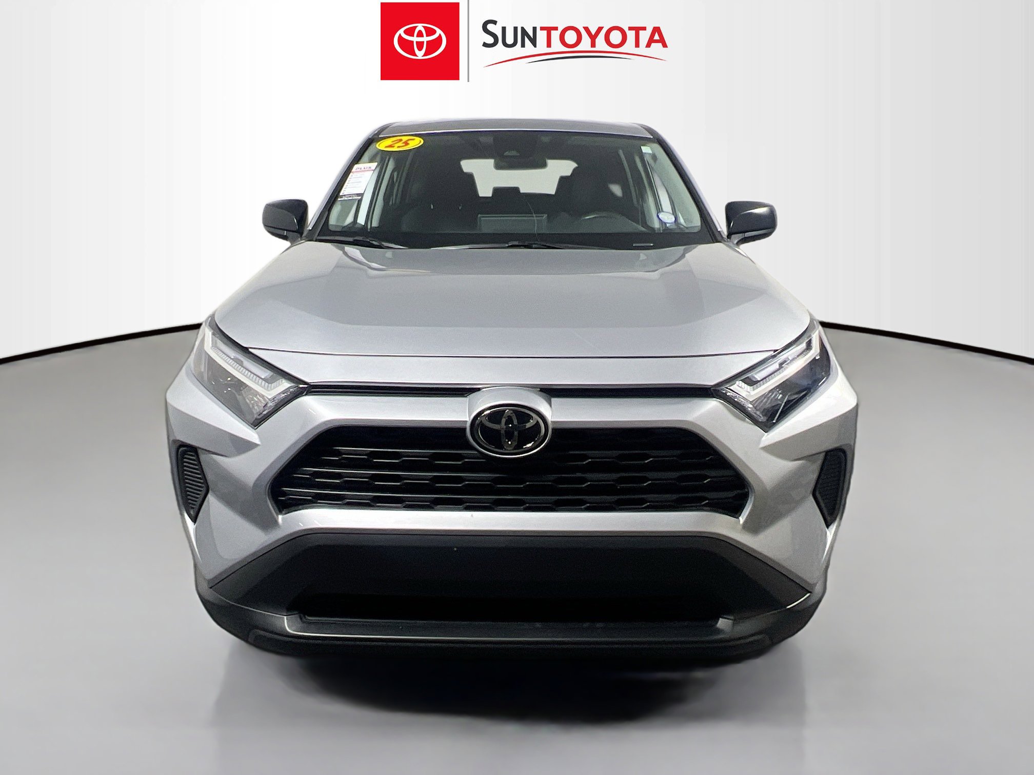 Used 2025 Toyota RAV4 LE image 10