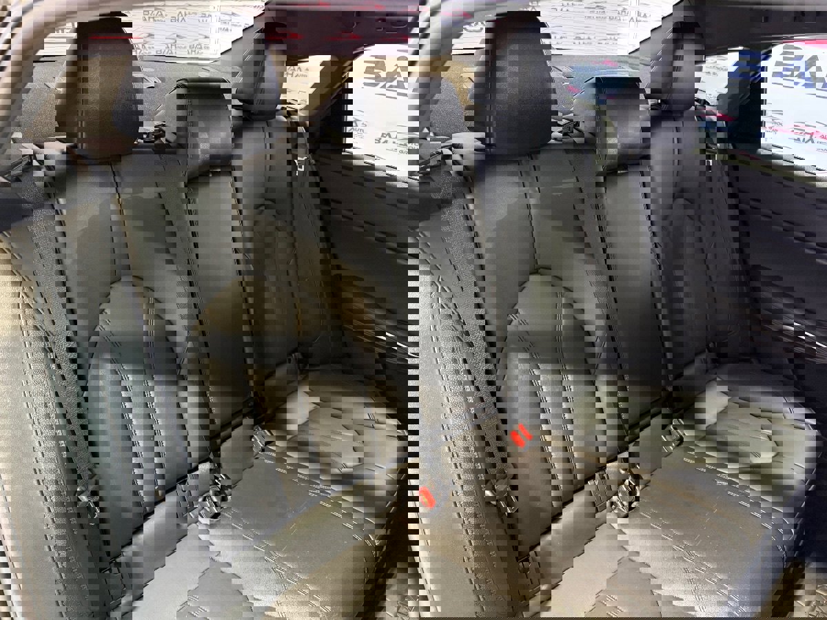 Used 2022 Toyota Avalon XLE image 30