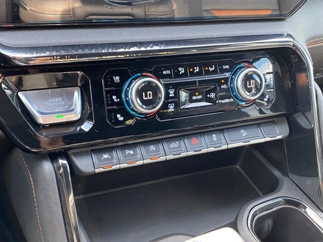 Used 2023 GMC Sierra 1500 AT4 w/ AT4 Preferred Package image 17