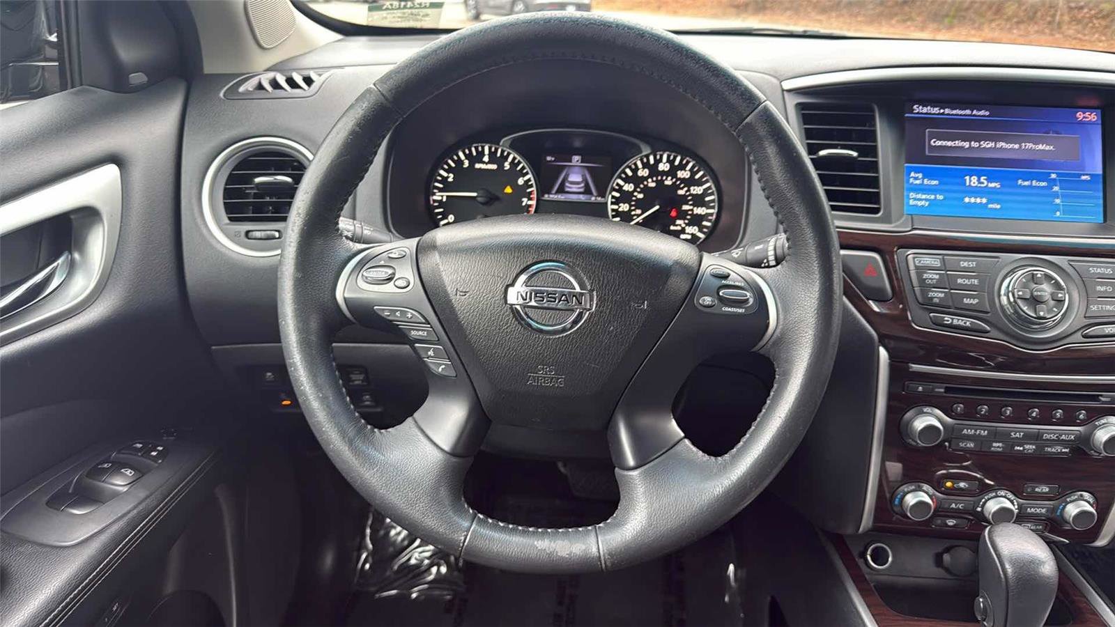 Used 2016 Nissan Pathfinder Platinum image 15