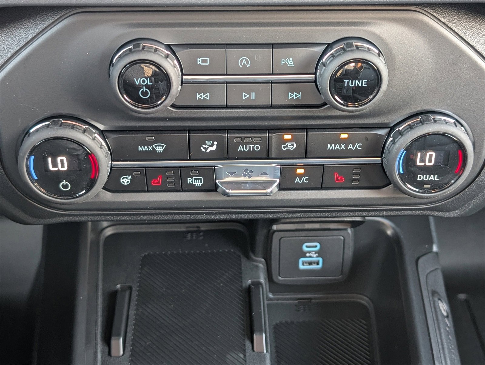 New 2025 Ford Bronco Outer Banks image 20