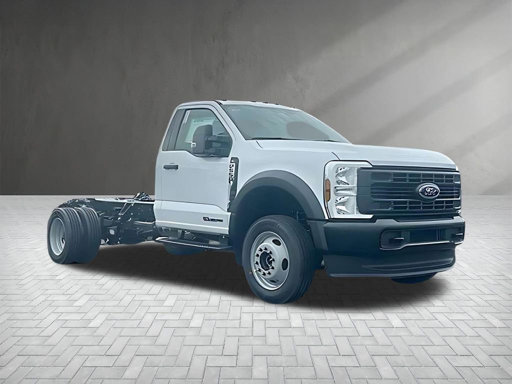 New 2025 Ford F550 XL image 1