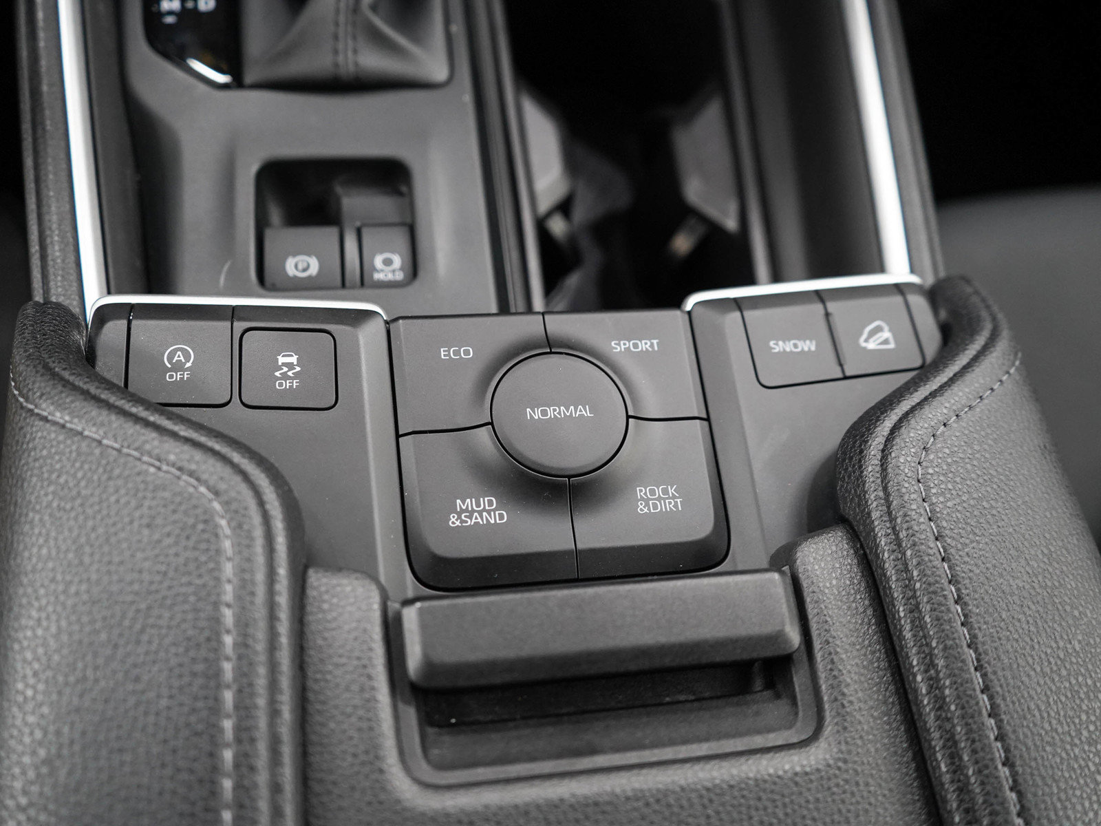 Used 2025 Toyota Grand Highlander AWD image 26