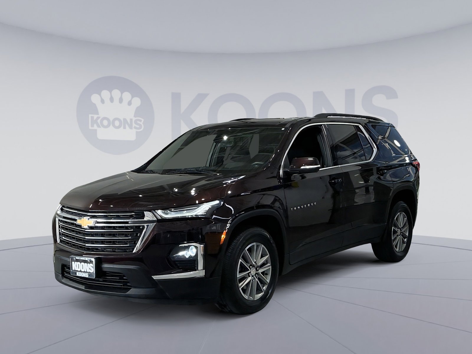 Used 2023 Chevrolet Traverse LT