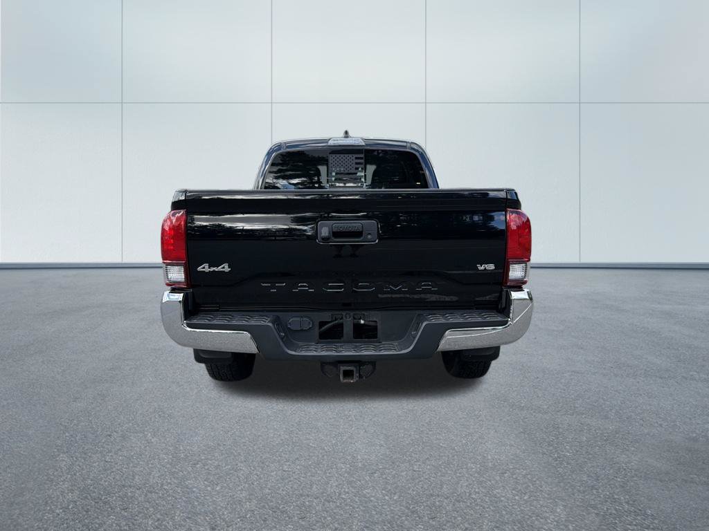 Used 2021 Toyota Tacoma SR5 AWD/4WD image 6