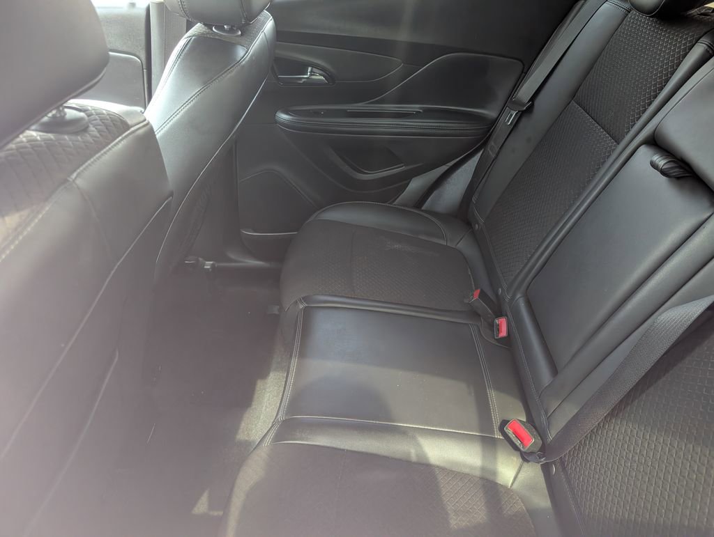 Used 2020 Buick Encore Preferred FWD image 7