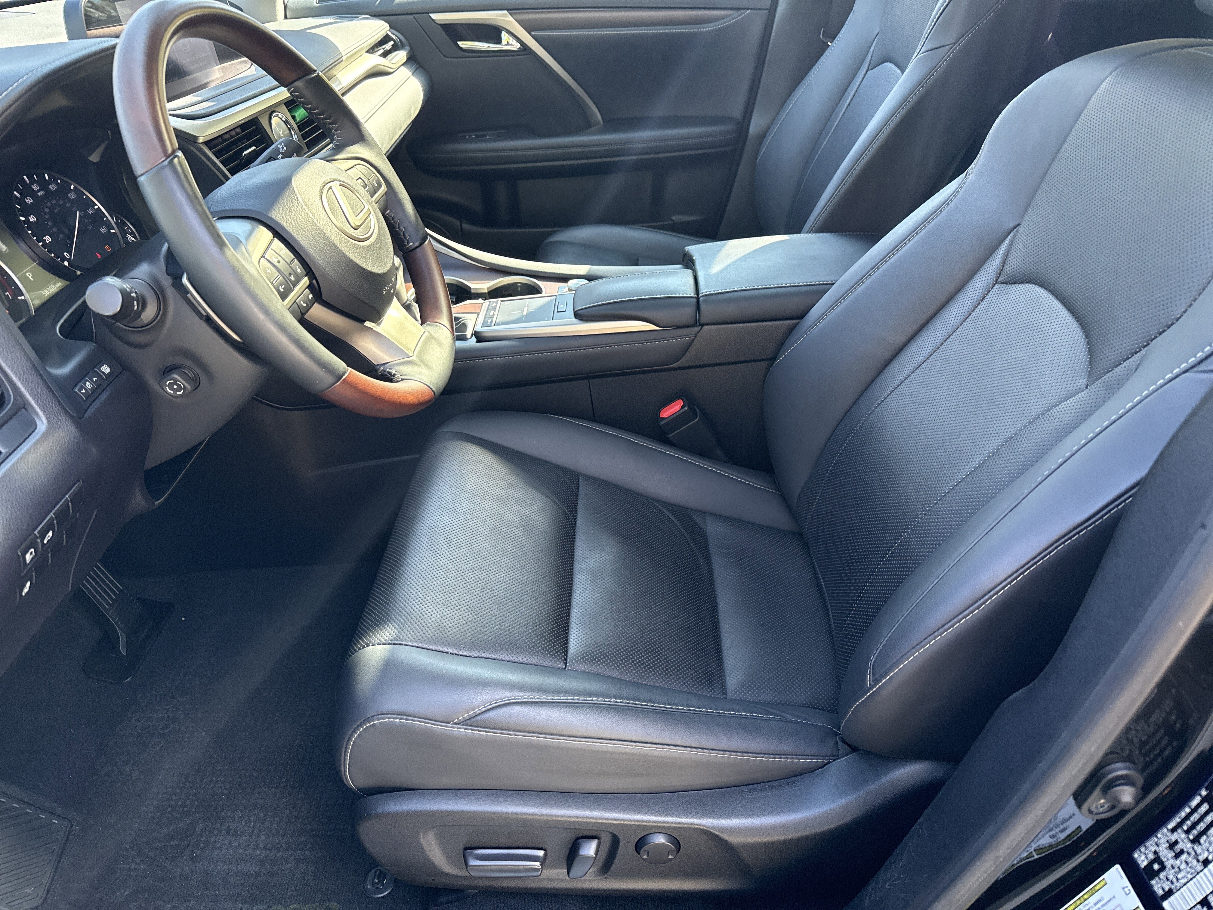 Used 2022 Lexus RX 350 FWD w/ Premium Package image 9