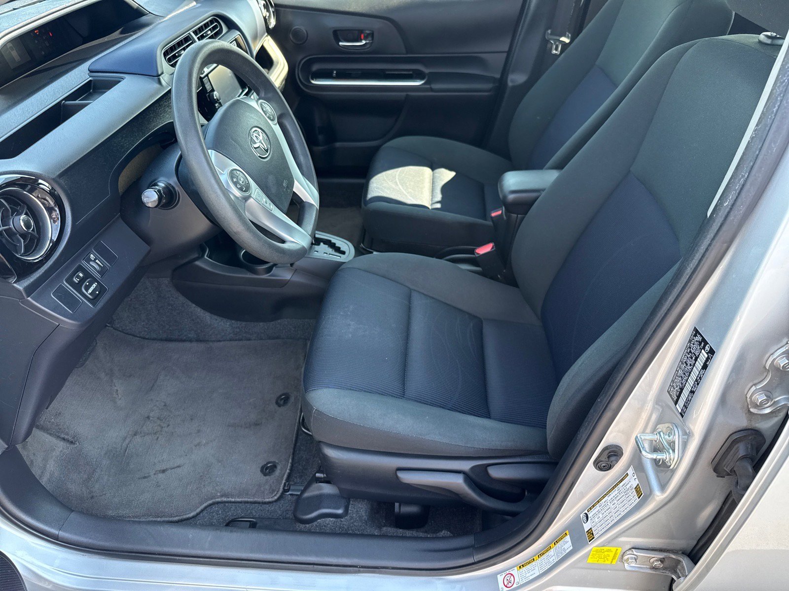 Used 2015 Toyota Prius C Two image 10