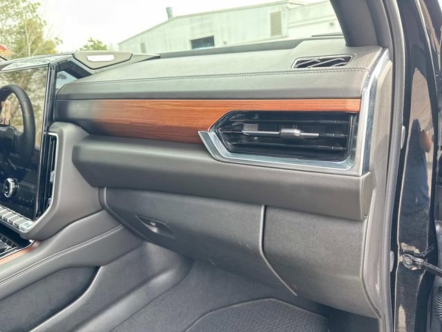 Used 2025 GMC Yukon Denali image 25