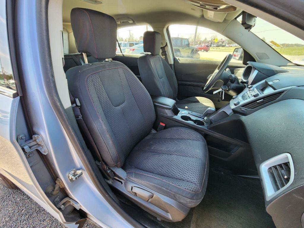 Used 2015 Chevrolet Equinox LS FWD image 16