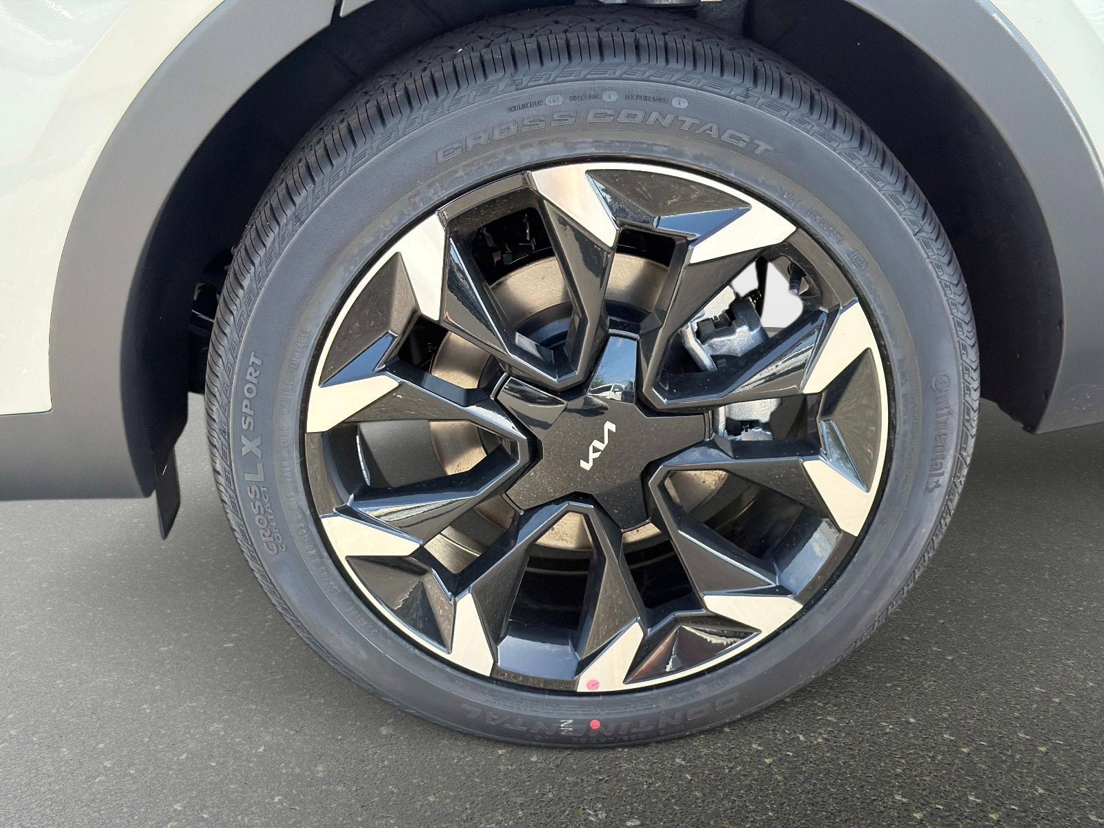 New 2026 Kia Sorento EX FWD image 9