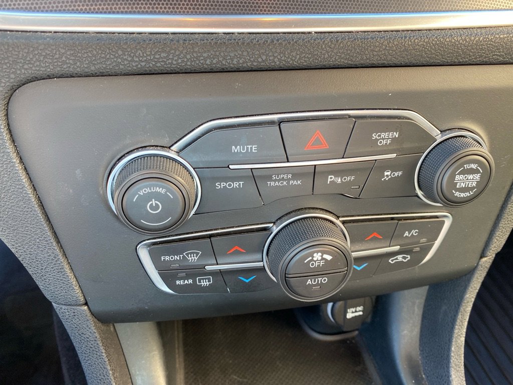 Used 2018 Dodge Charger GT image 17