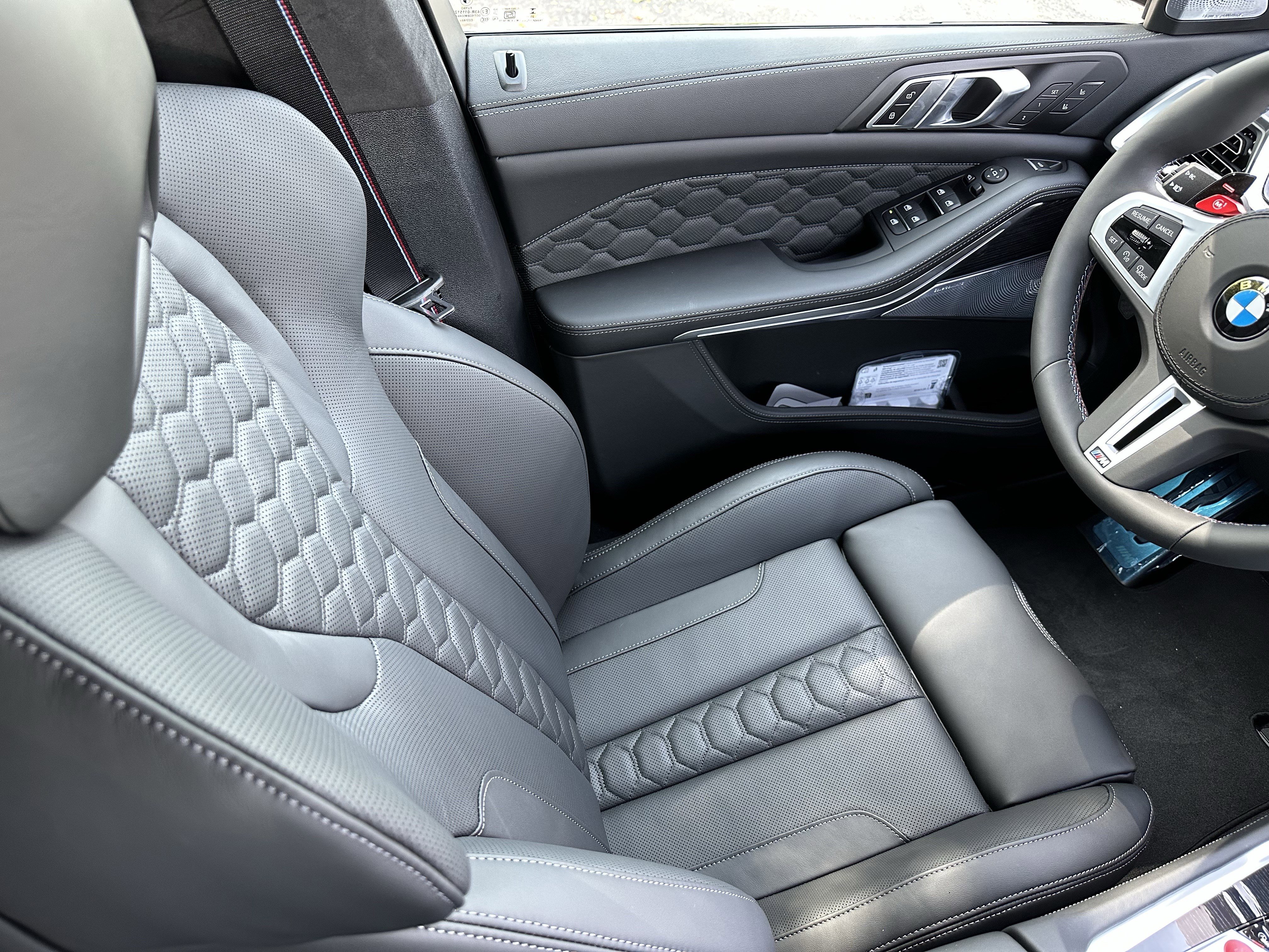 New 2026 BMW X5 M Competition w/ Executive Package image 9