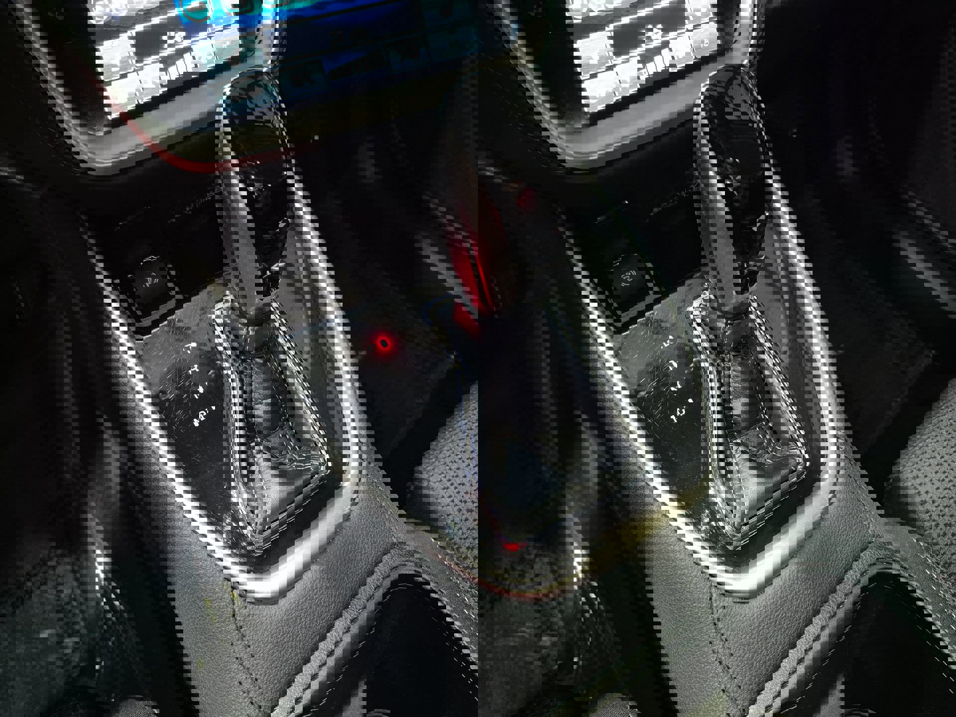 Used 2025 Subaru Outback Premium image 16