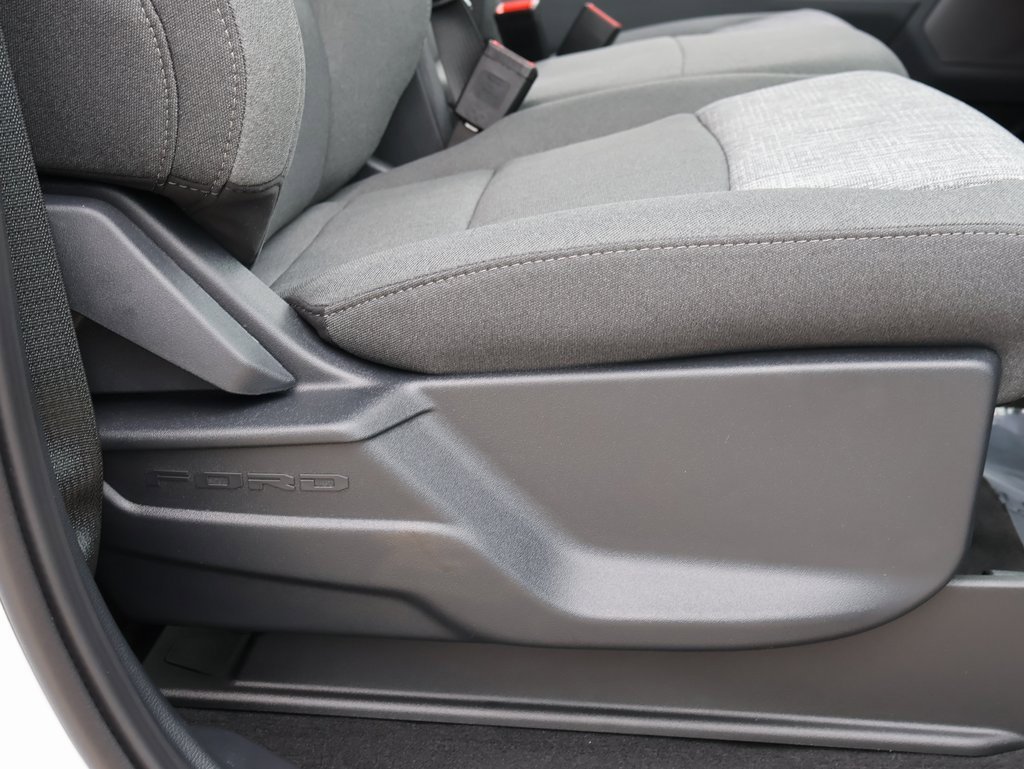 New 2026 Ford F250 XLT w/ XLT Premium Package image 10