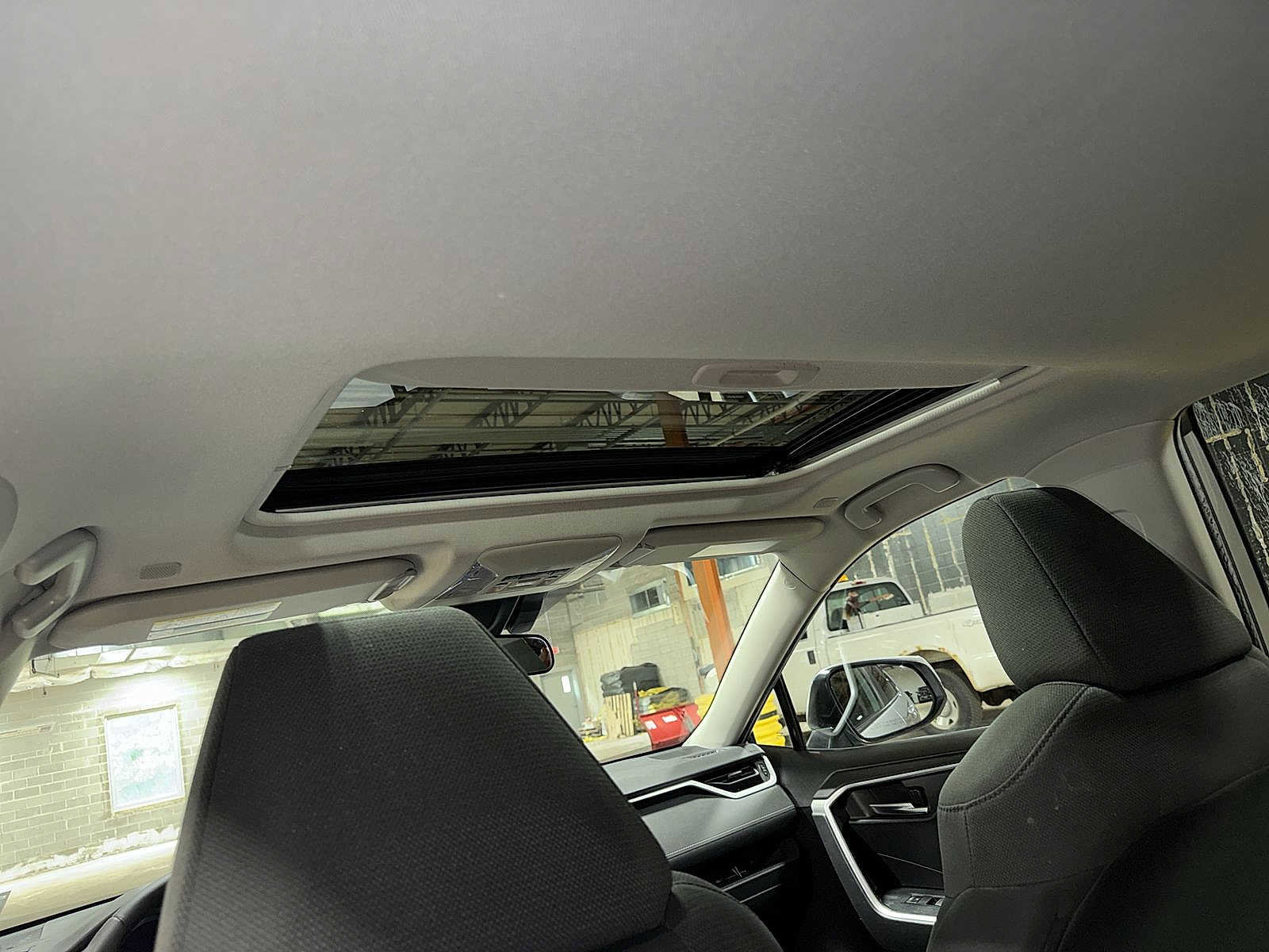 Certified 2023 Toyota RAV4 XLE w/ Convenience Package AWD/4WD image 24