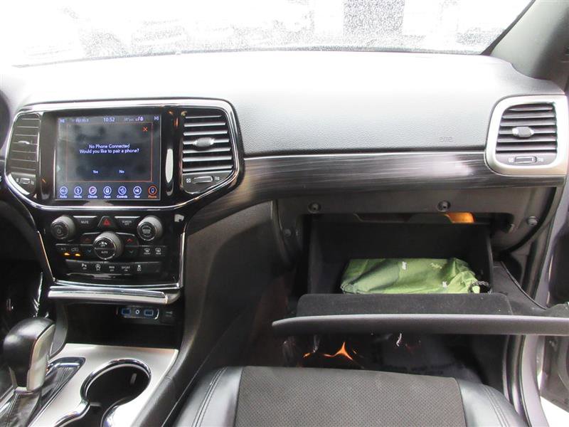 Used 2019 Jeep Grand Cherokee Altitude image 30