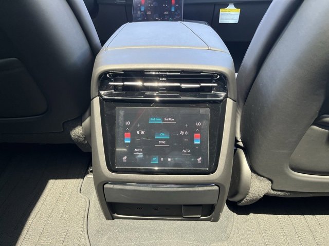 New 2026 Cadillac Escalade IQL Sport 1 w/ LPO, ONYX Package image 21