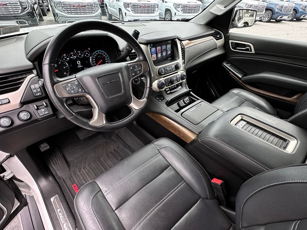 Used 2020 GMC Yukon Denali w/ Open Road Package AWD/4WD image 23