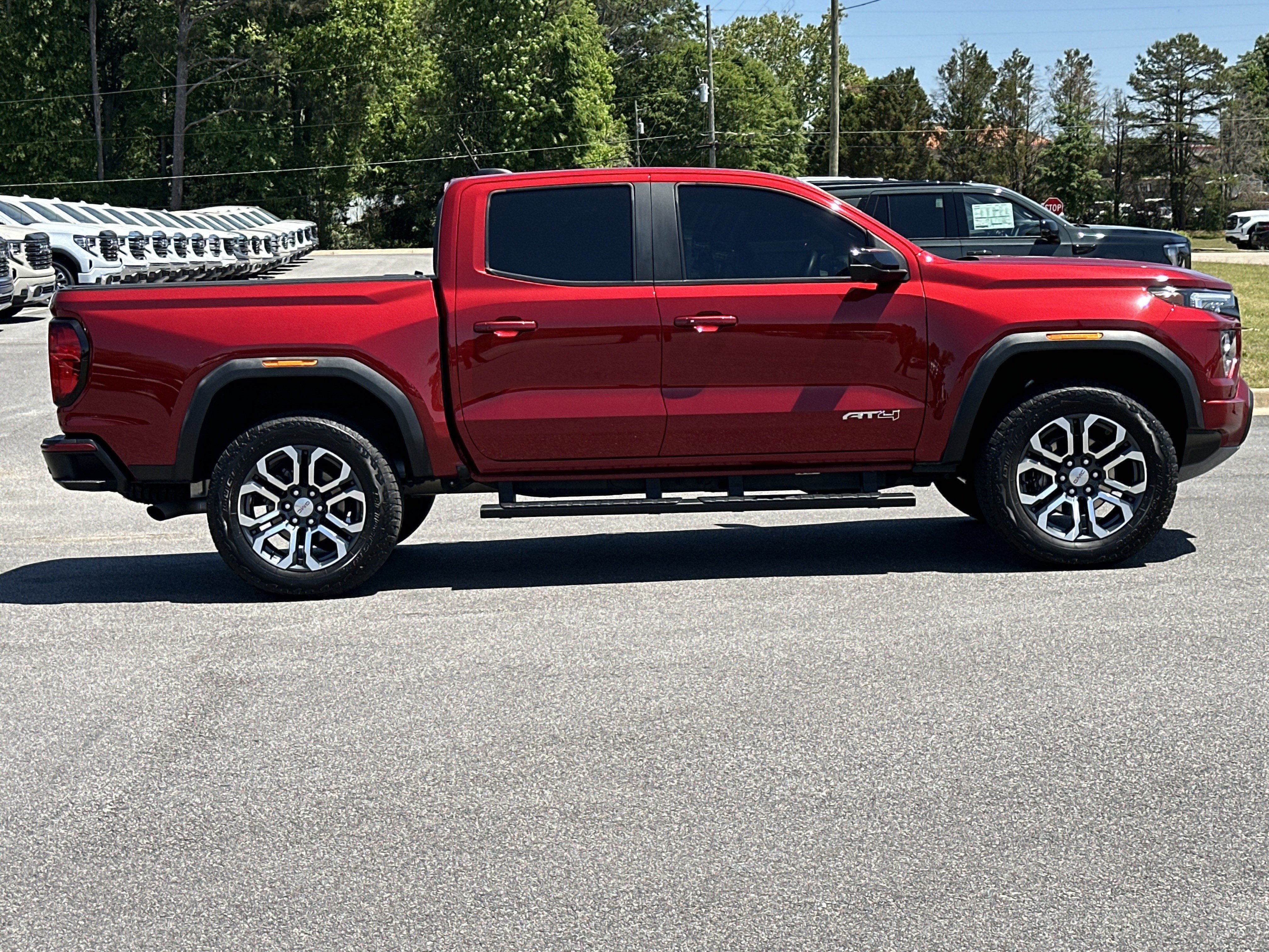 Certified 2023 GMC Canyon AT4 w/ AT4 Premium Package AWD/4WD image 4
