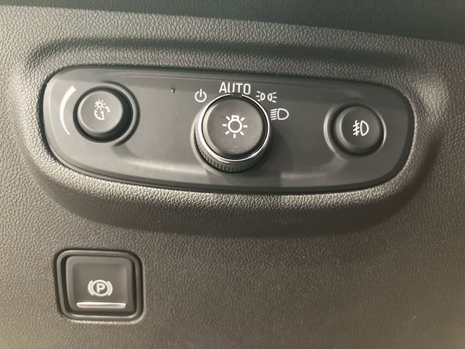 Used 2020 GMC Terrain SLT w/ Preferred Package image 18
