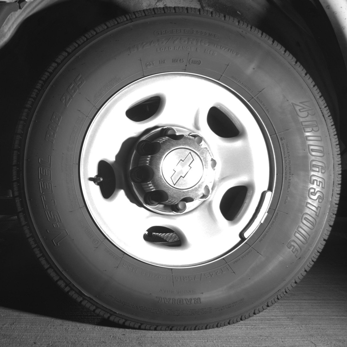 Used 2025 Chevrolet Express 3500 LT w/ LT Preferred Equipment Group image 12