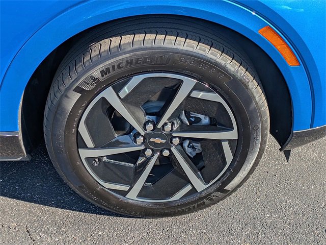 Used 2025 Chevrolet Equinox EV LT w/ Convenience Package image 10