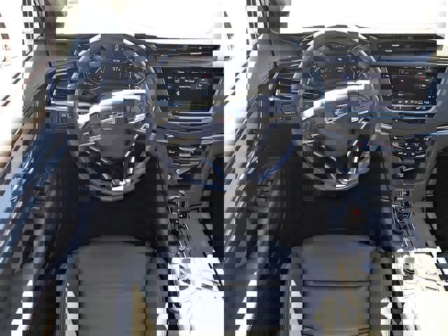 New 2025 Cadillac XT6 Luxury image 19