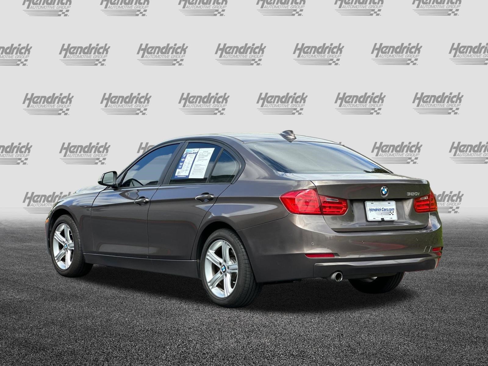 Used 2014 BMW 320i Sedan image 7
