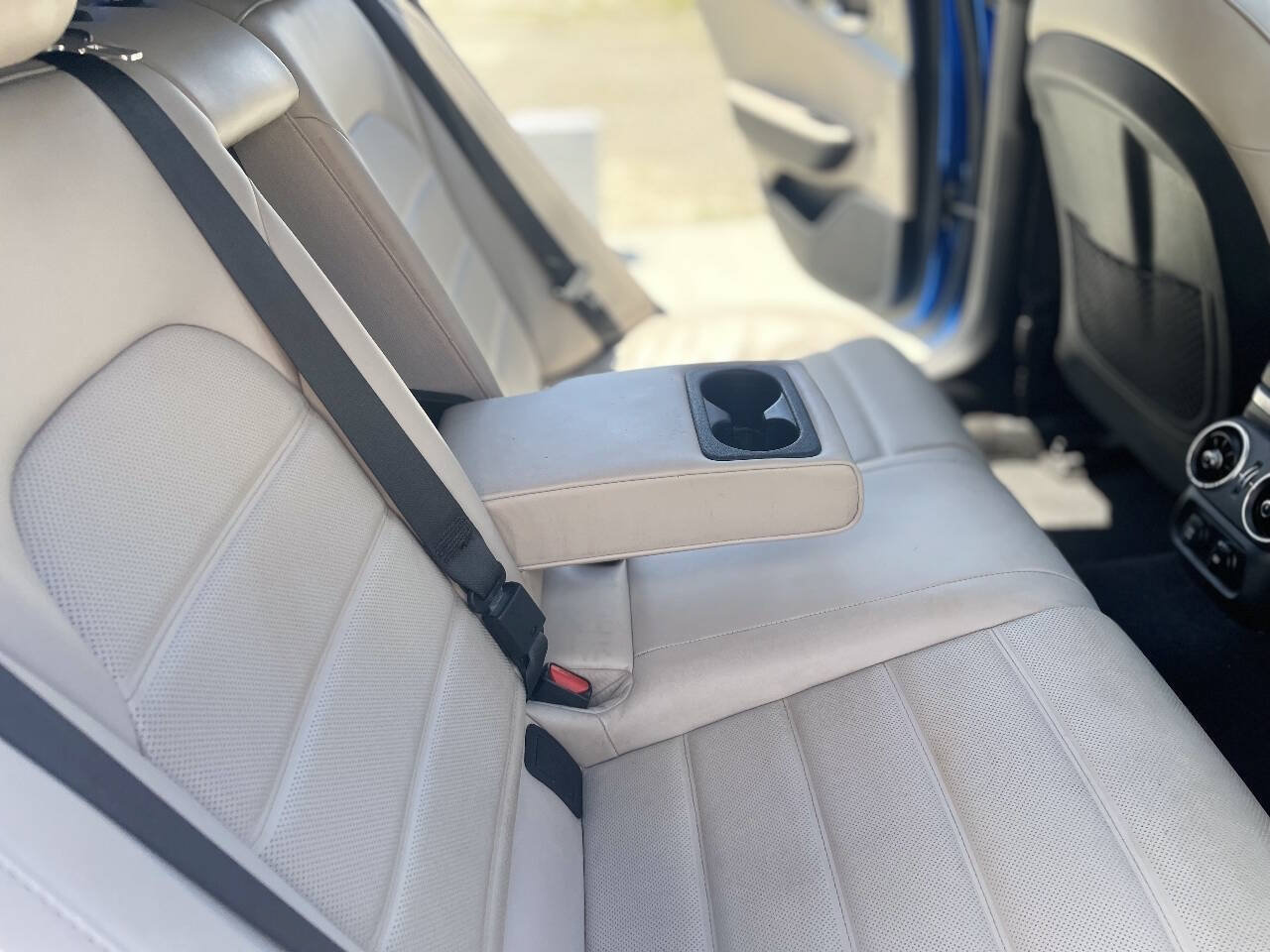 Used 2018 Kia Stinger GT2 AWD/4WD image 30