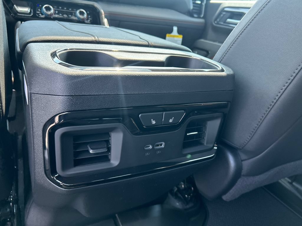 New 2026 GMC Sierra 2500 AT4 w/ AT4 Premium Plus Package AWD/4WD image 34