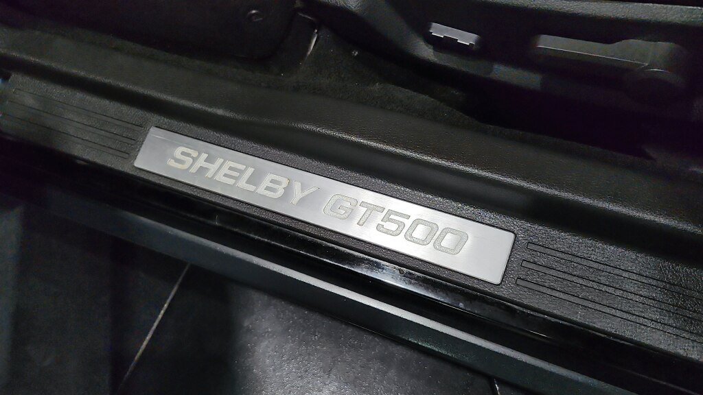 Used 2007 Ford Mustang Shelby GT500 RWD image 21