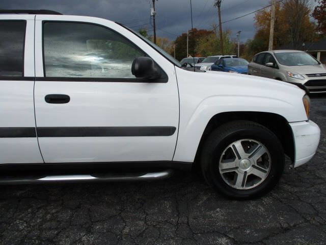 Used 2005 Chevrolet TrailBlazer LS w/ LS Preferred Equipment Group image 4