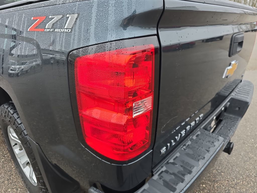 Certified 2018 Chevrolet Silverado 1500 LT w/ All Star Edition image 36