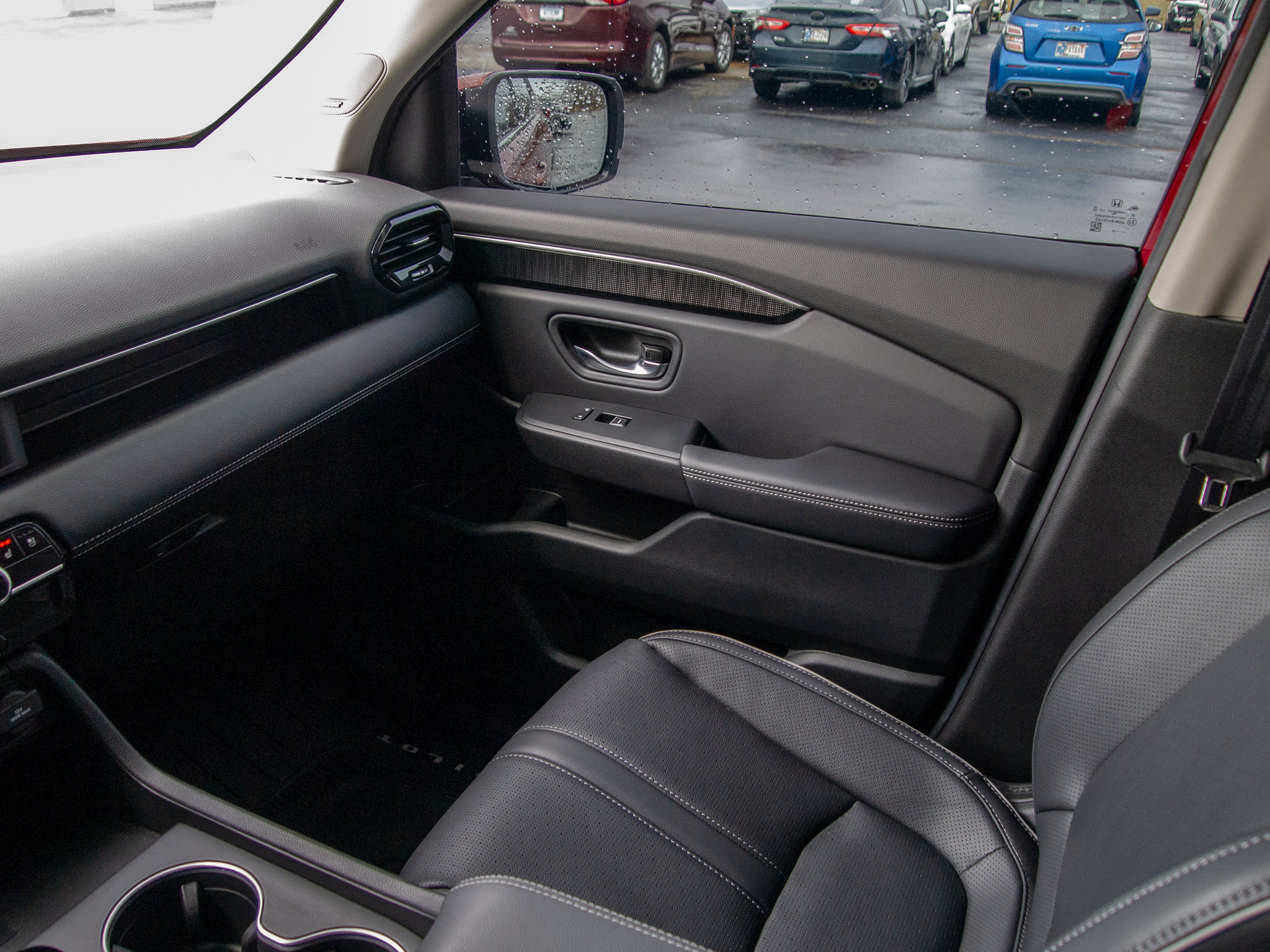 Used 2025 Honda Pilot Elite image 14