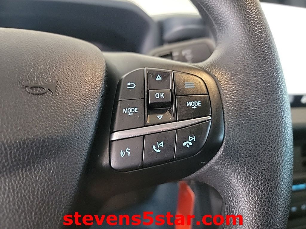 Used 2025 Ford Maverick XL w/ Equipment Group 102A AWD/4WD image 18