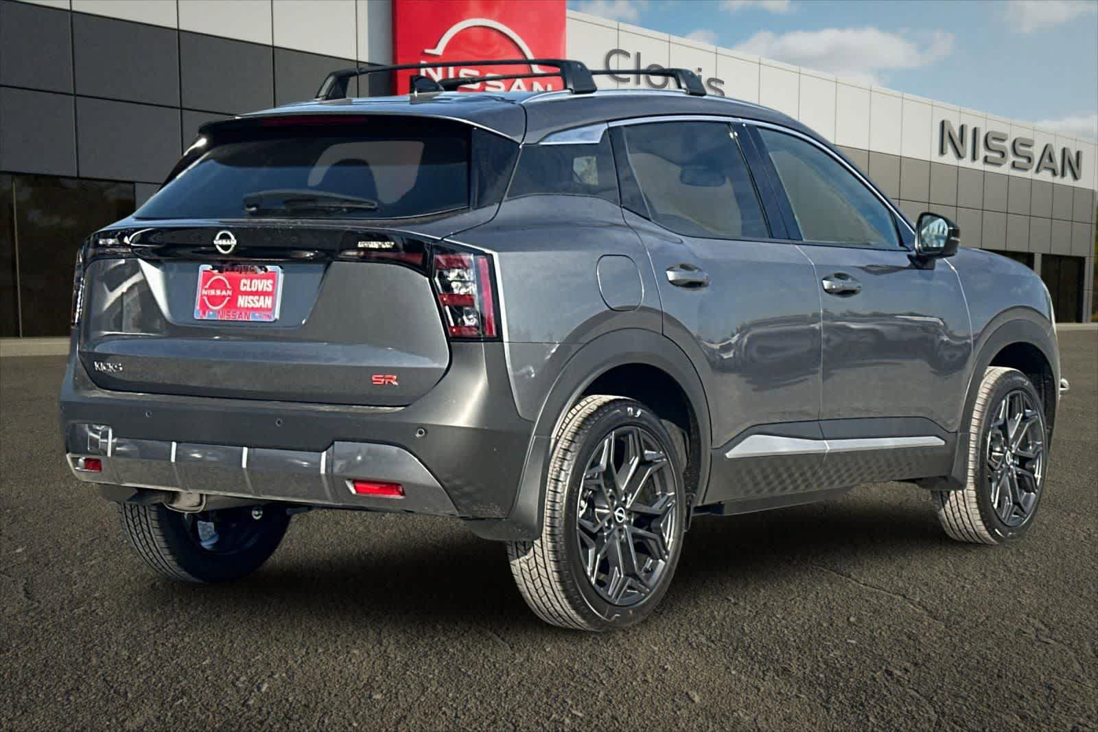 New 2026 Nissan Kicks SR image 3