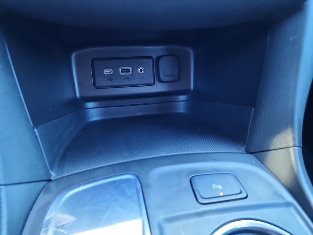 Used 2022 Chevrolet Equinox LT image 30