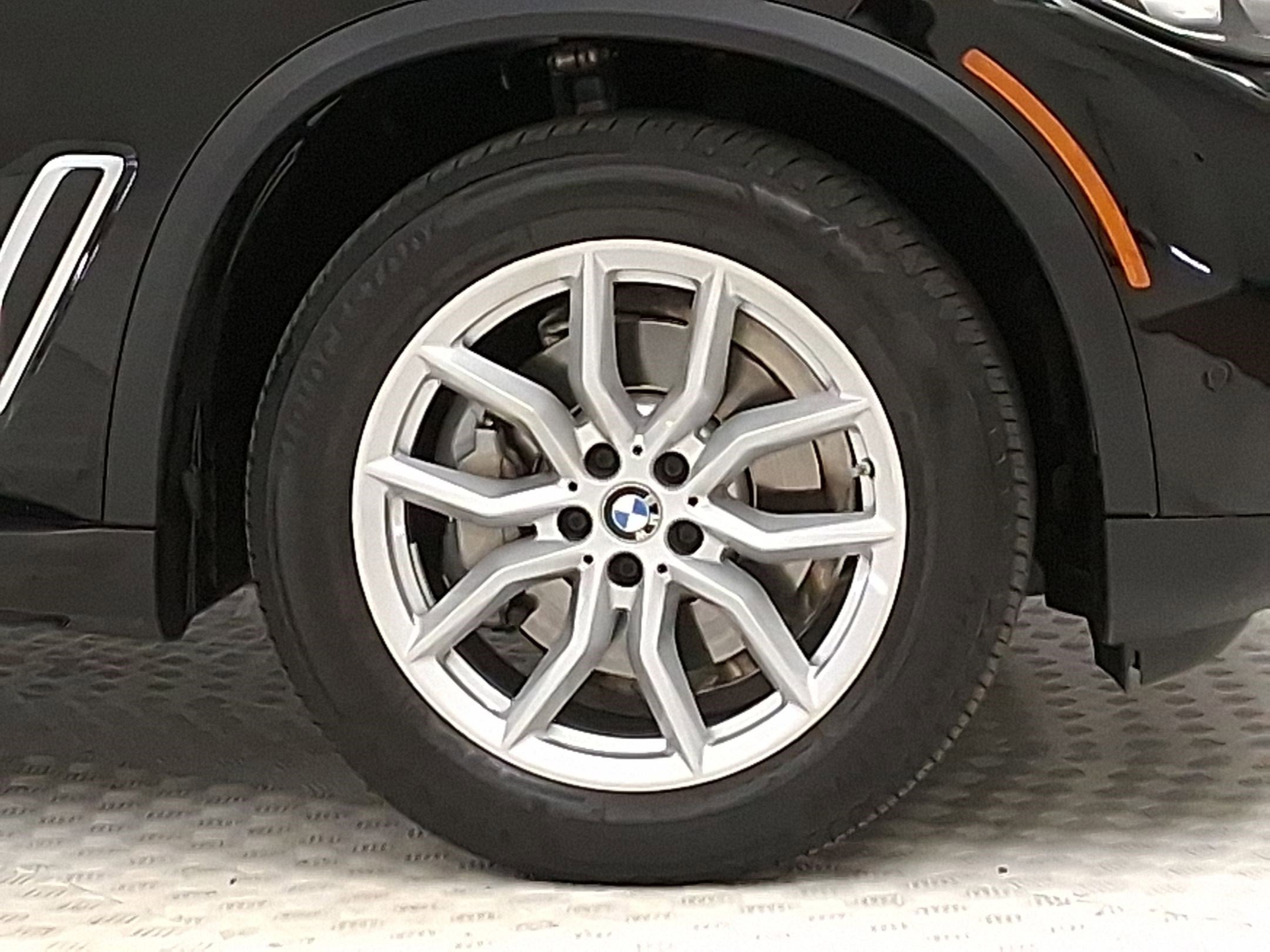 Certified 2023 BMW X5 sDrive40i w/ Premium Package image 10