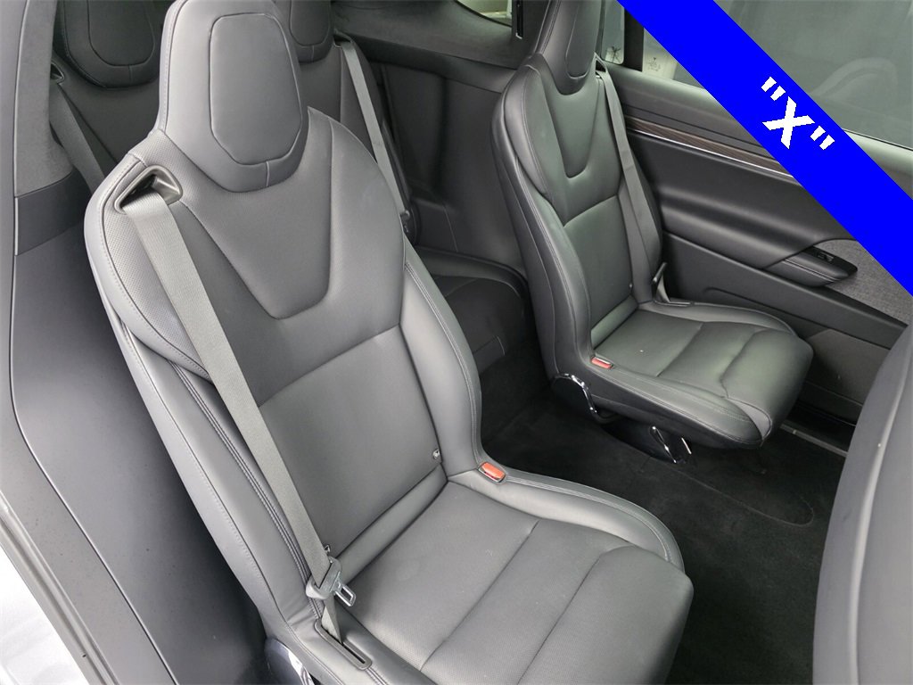 Used 2024 Tesla Model X image 24