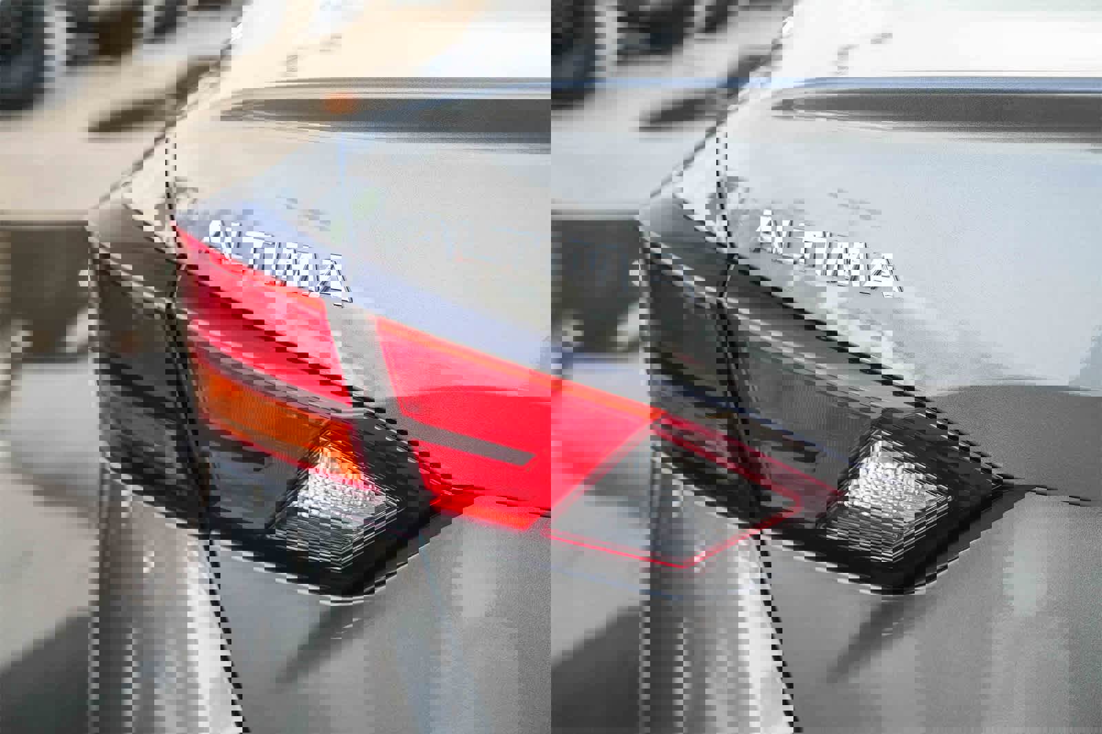 Used 2021 Nissan Altima 2.5 S w/ Driver Assist Package image 7