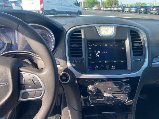 Used 2023 Chrysler 300 Touring w/ Sport Appearance Package RWD image 11