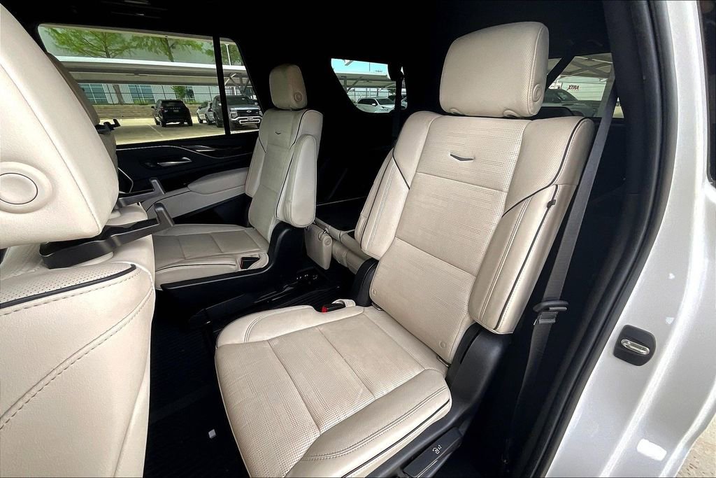 Used 2021 Cadillac Escalade Sport w/ Driver Assist Tech Package image 29