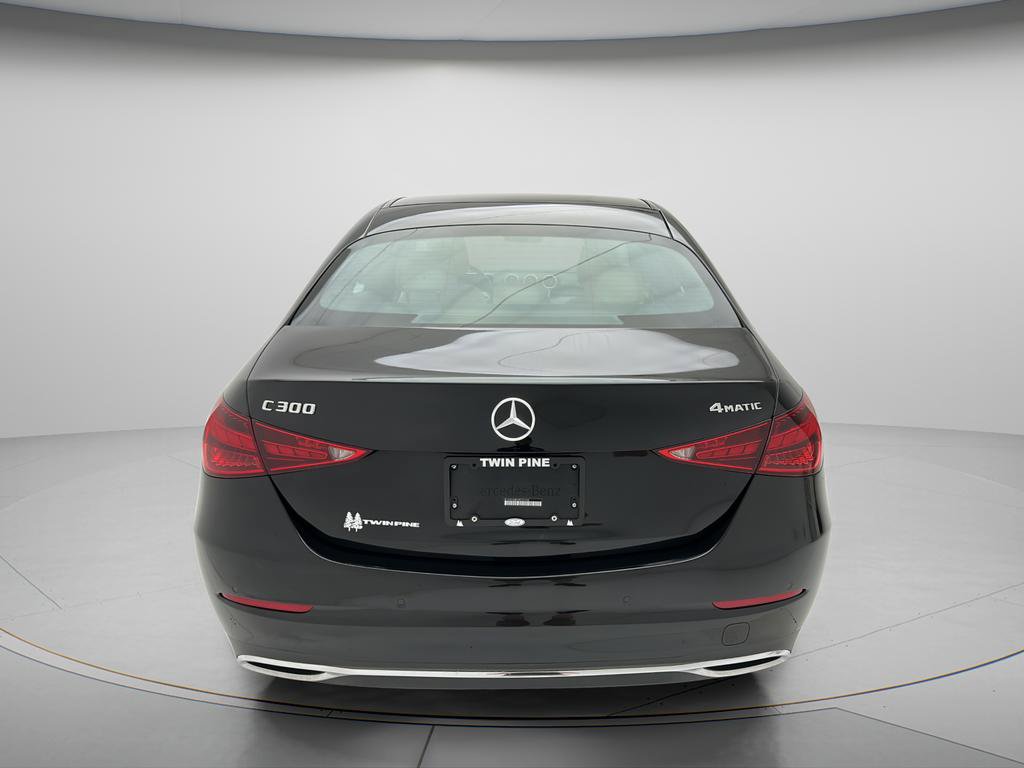 Used 2025 Mercedes-Benz C 300 4MATIC Sedan image 5