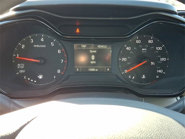 Used 2025 Chevrolet Trax LS w/ LS Convenience Package image 16