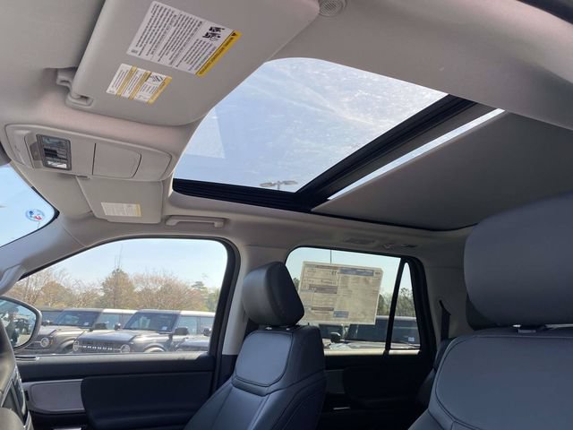 New 2026 Ford Expedition Max Active RWD image 15