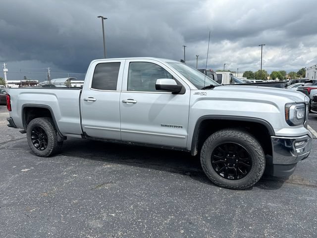Used 2016 GMC Sierra 1500 SLE w/ SLE Value Package AWD/4WD image 4